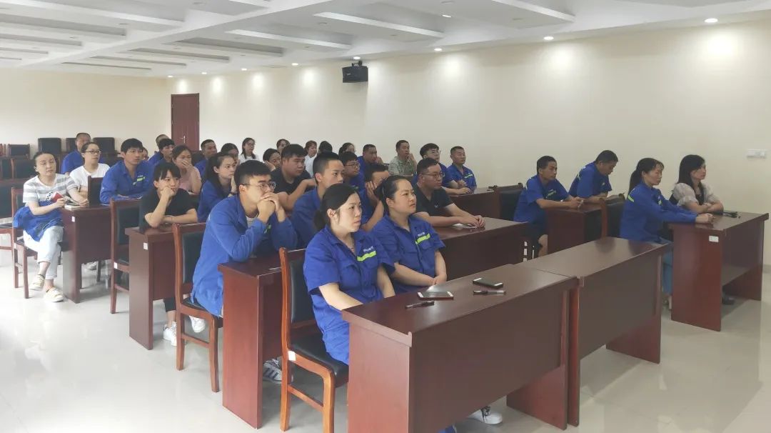<a href=http://www.trip-tour.cn target=_blank class=infotextkey><a href=http://www.trip-tour.cn target=_blank class=infotextkey>雙良</a>環(huán)境</a>安全培訓“拍了拍”你